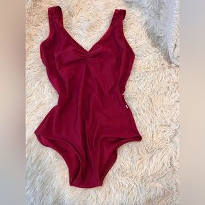 tiffanée yumkio with velvet